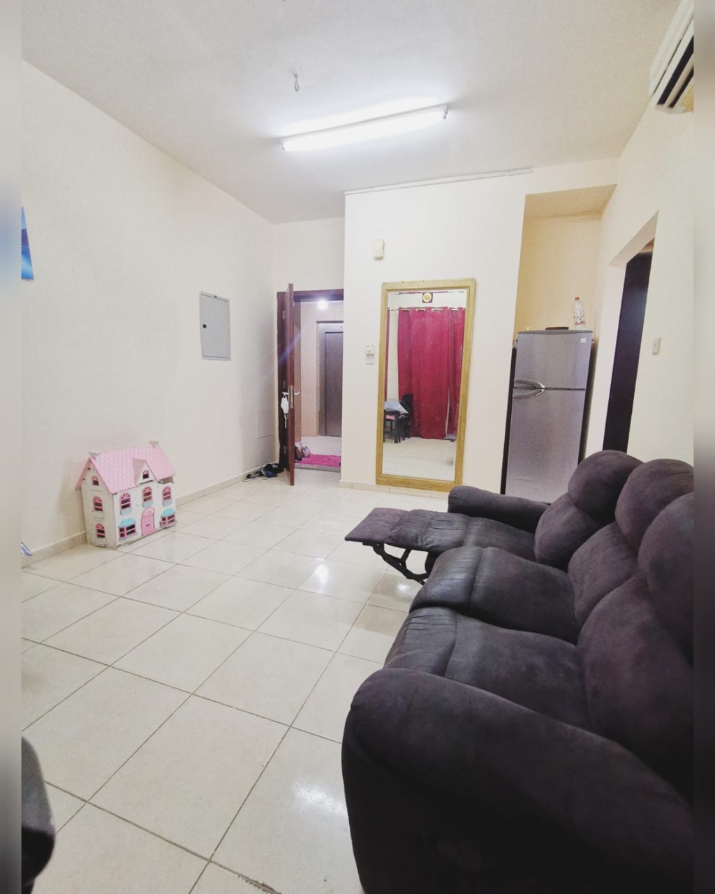 Monthly 1 for rent in Muwaileh,   Dubai 