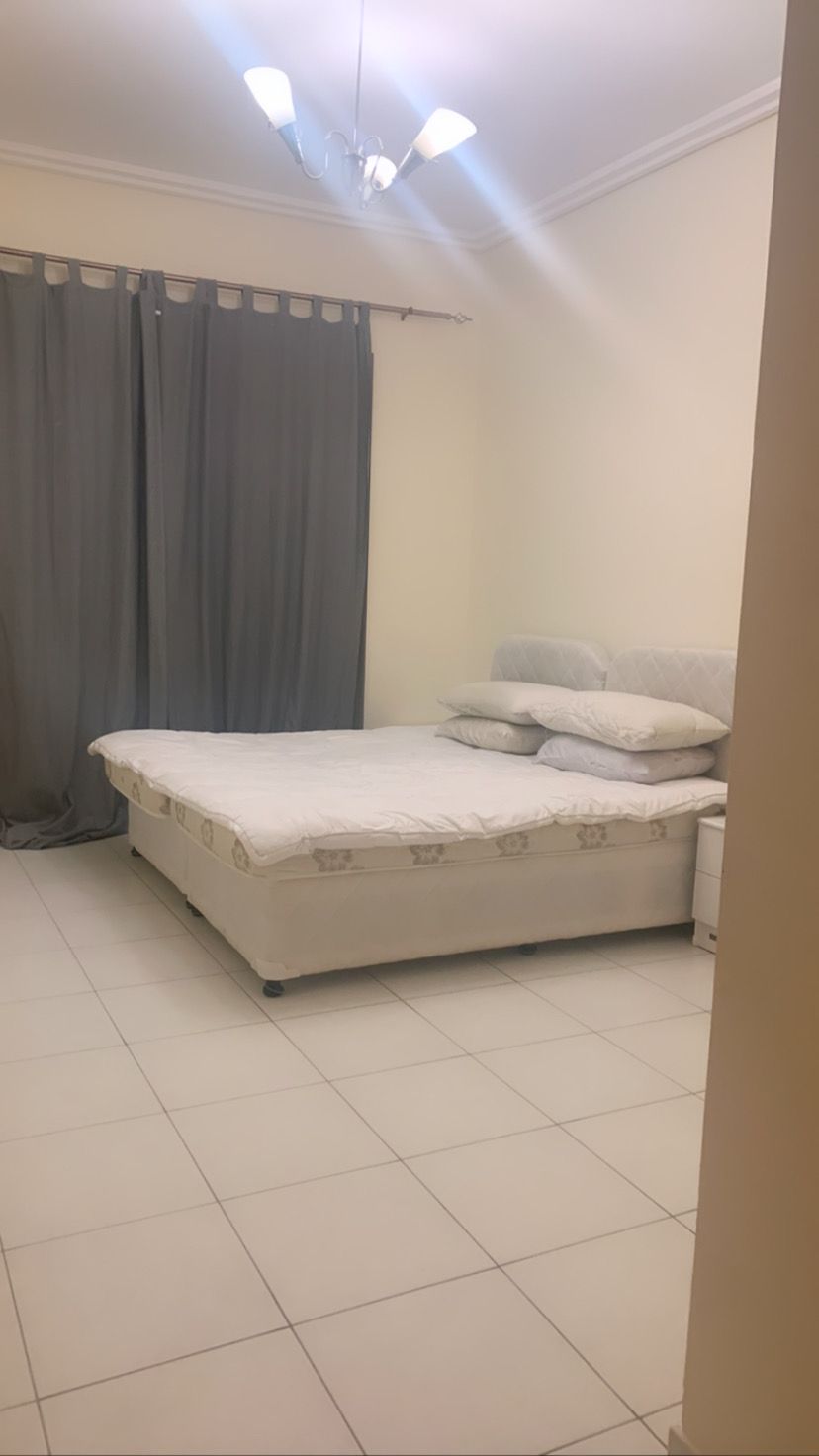 Monthly 3 for rent in Sheikh Zayed Road,   Dubai 